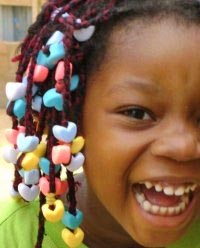 Ghate: Afrika - Lachendes Kind